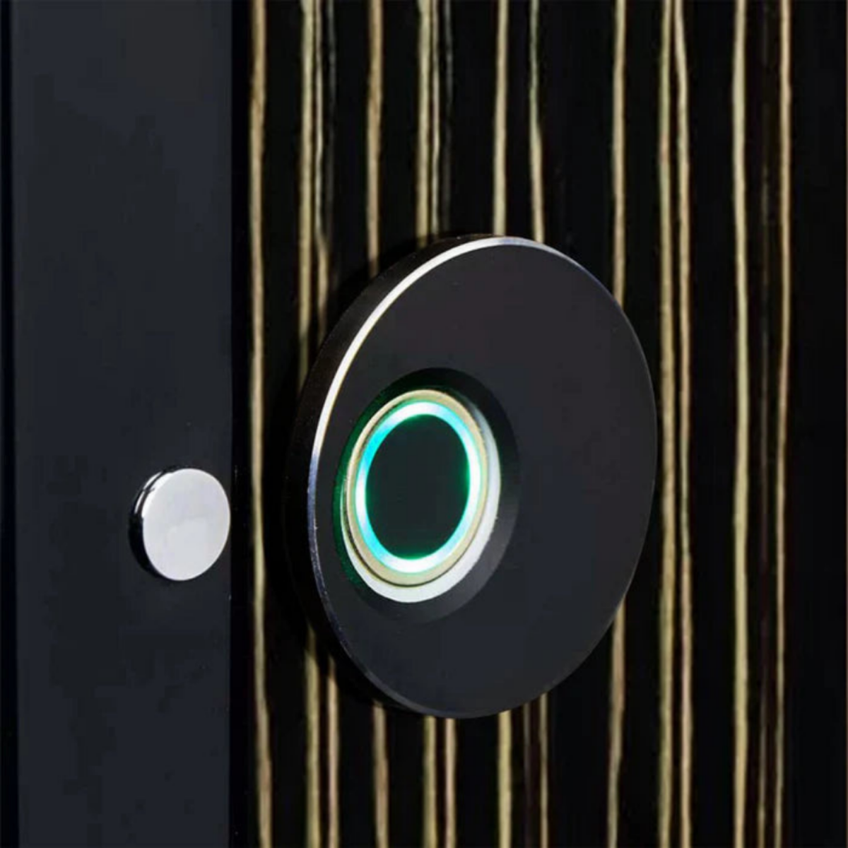 Imperial Signature™ Series 6 Watch Winder